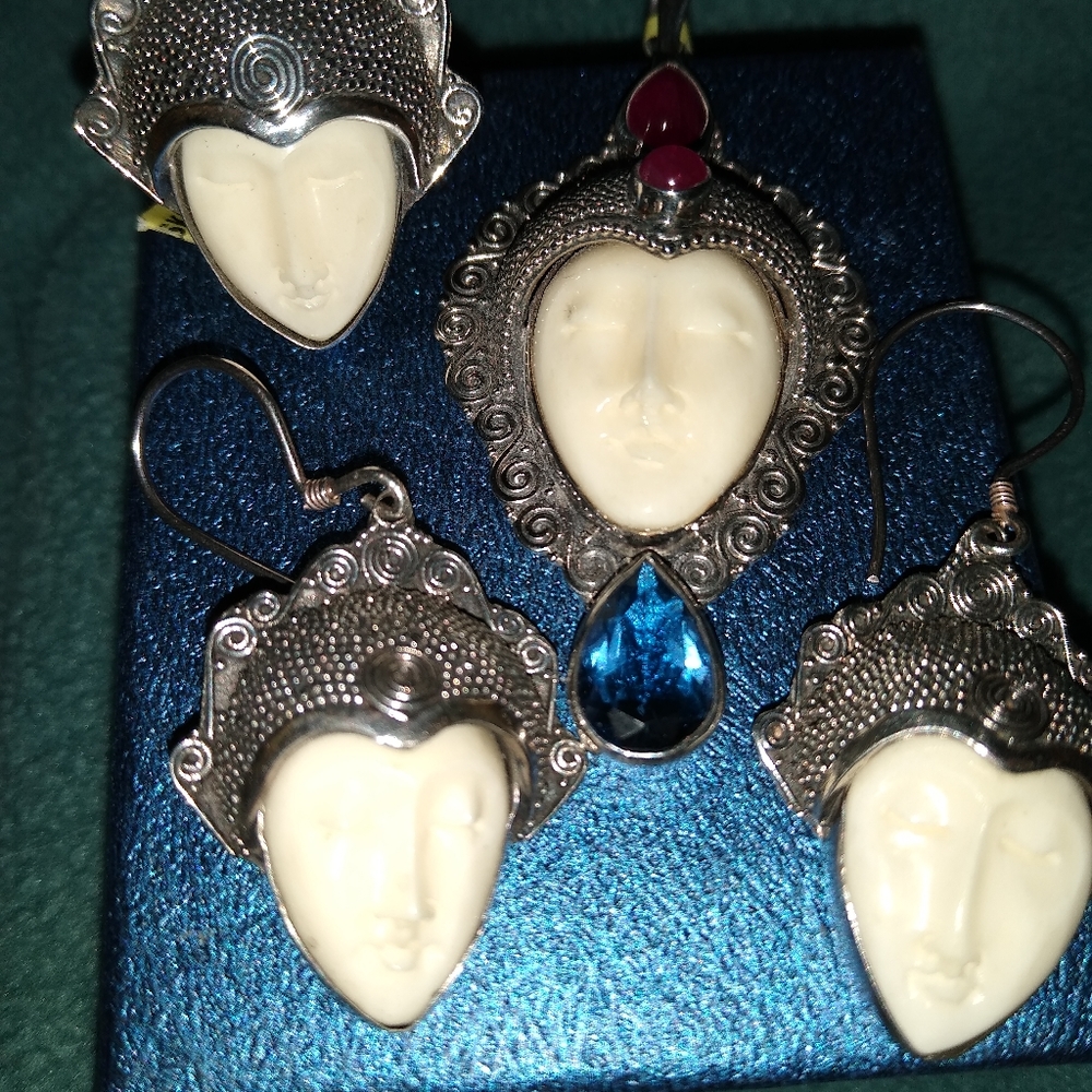 Balinese Jewelry